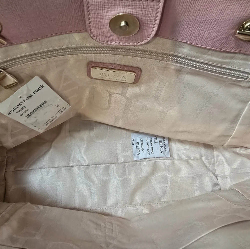 Furla Bag - Julia Medium Magnolia Light Pink Tote NEW WITH TAGS - Picture 4 of 10